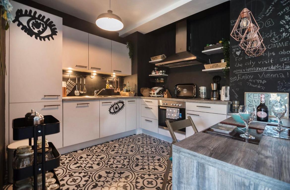 Stylish Rooms, Sunny Terrace In Vienna City Center Kültér fotó